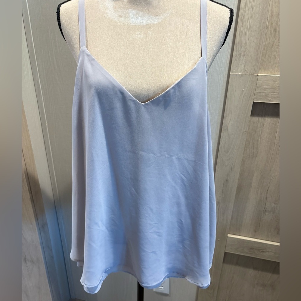 Torrid light grey tank size 1 small snag on front still great condition